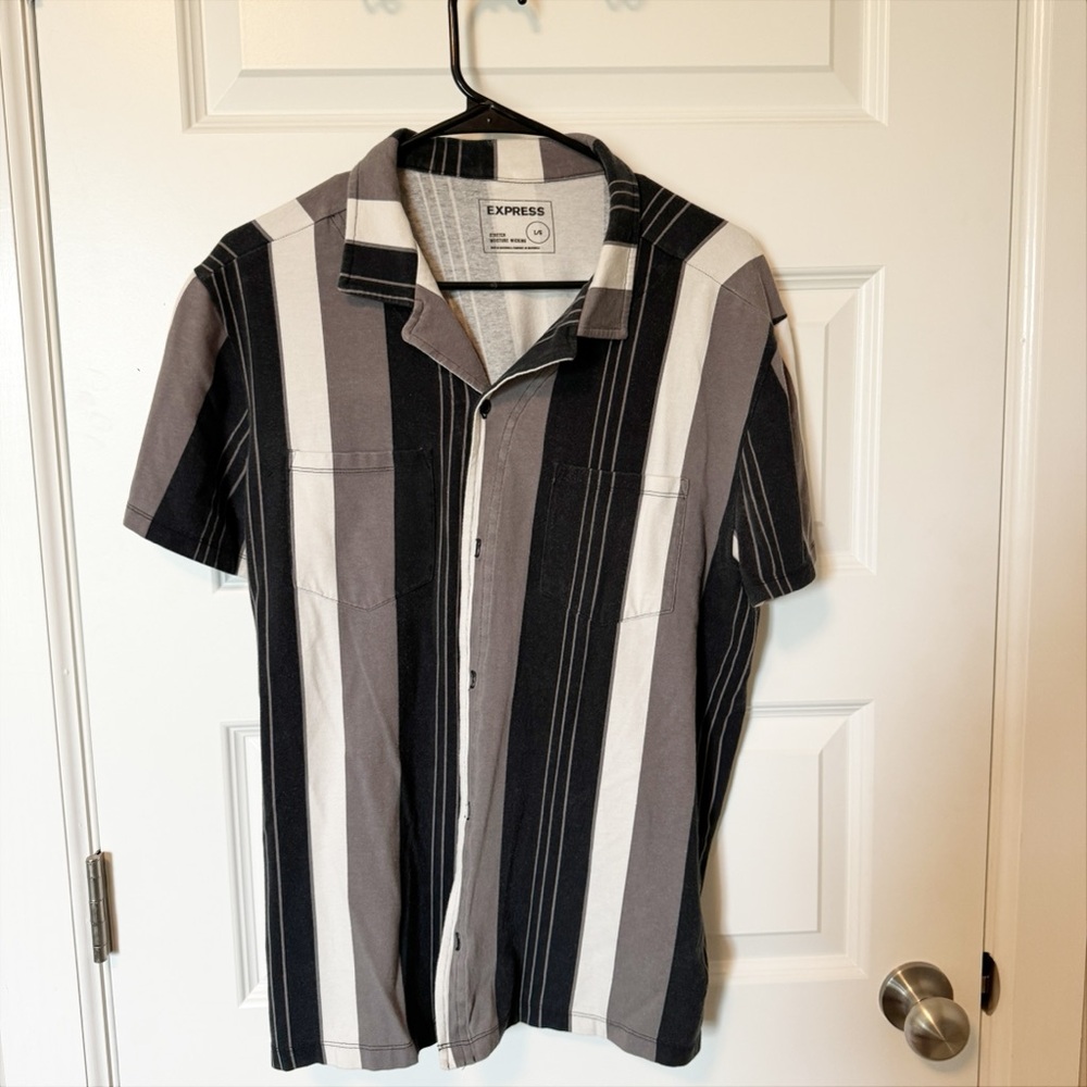 Express Men’s Short Sleeve Striped Button Up Black, Gray, and White